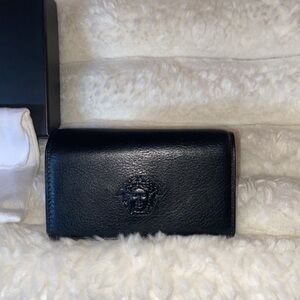 Versace Medusa like new card/key holder